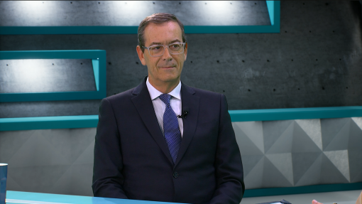 Médicos acusam Governo de transformar périplo na saúde num somatório de ‘corta-fitas’
