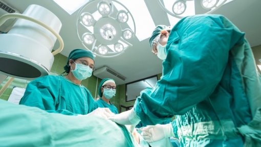 Cerca de 20% das cirurgias oncológicas feitas depois do tempo de espera aceitável