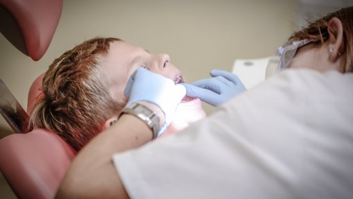 Santa Casa abre centro gratuito de saúde oral para crianças em agosto