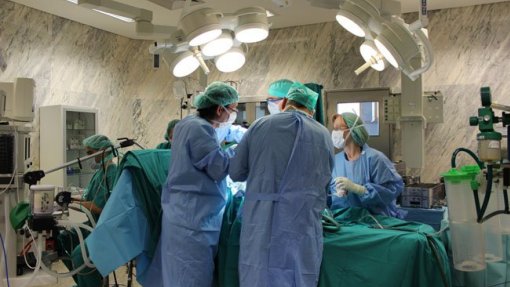Reforço médico de Verão no Algarve é insuficiente, mas não compromete serviços
