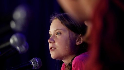 Dezasseis jovens, incluindo Greta Thunberg, processam cinco países por inação