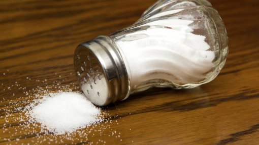 Mais de 300 portugueses em programa de educação alimentar baixaram consumo de sal