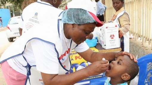 Vacinação contra poliomielite em Luanda falhou por falta de colaboração das comunidades