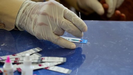DGS alerta para a necessidade de realização de testes das hepatites e do VIH