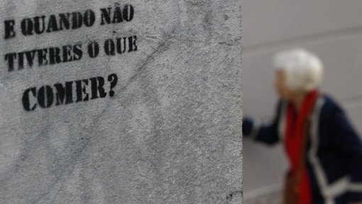 Governo aguarda com &quot;otimismo e confiança&quot; dados do INE sobre pobreza