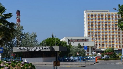 Sindicato queixa-se de &quot;absoluto isolamento&quot; de médica nos Hospitais de Coimbra
