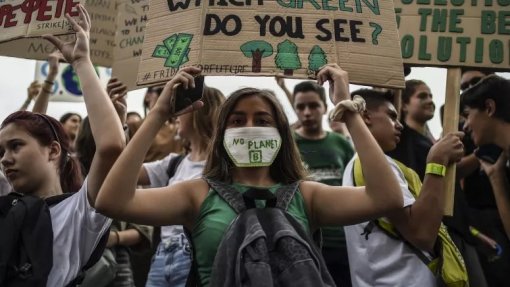 COP25: Pais e mães de todo o mundo apelam a ação climática urgente