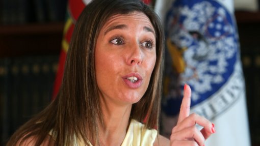 Bastonária insiste no fim do Estagiar L para enfermeiros nos Açores
