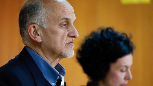 Fnam diz que concurso para especialistas não resolve “grave carência de médicos&quot;