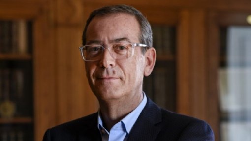 Miguel Guimarães reeleito bastonário da Ordem dos Médicos
