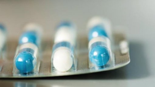 Falta de novos antibióticos ameaça esforços para combater infeções resistentes