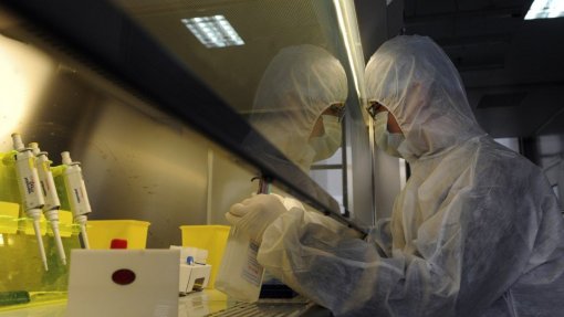Autoridades desconhecem se novo vírus da China se transmite pessoa a pessoa