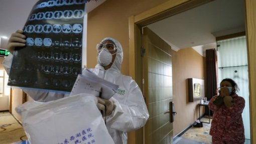 Vírus: Bruxelas apela a maior “coordenação e cooperação” para travar epidemia