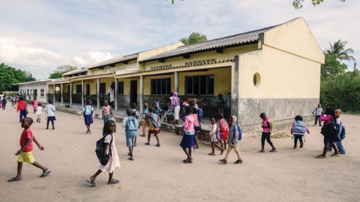 EUA e Total anunciam apoio de 9ME para ações sociais no norte de Moçambique
