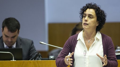 Covid-19: Maioria PS inviabiliza audição da secretária da Saúde dos Açores