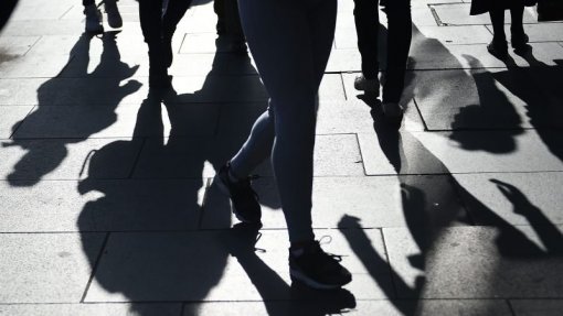 Número de pessoas com demência em Portugal mais do que duplicará em 2050 - relatório