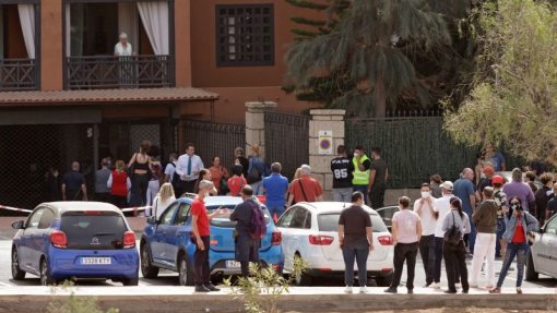 Covid-19: Não há portugueses entre os mil turistas isolados num hotel das Canárias