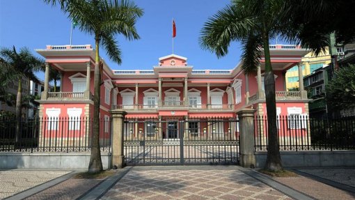 Covid-19: Macau reitera imposição de exames a todos os visitantes de zonas de risco
