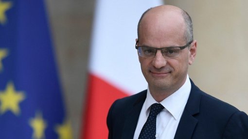 Covid-19: Cerca de 120 escolas estão encerradas em França