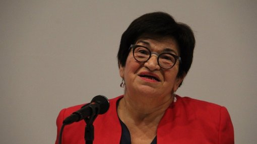 Covid-19: Entrega de diplomas a alunos de português anulada nos arredores de Paris