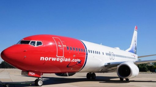 Covid-19: Companhia aérea low-cost norueguesa cancela 22 ligações