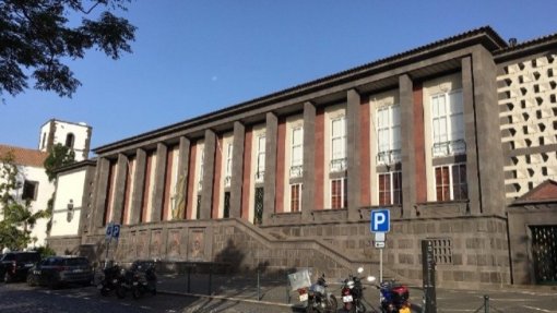 Covid-19: Cidadãos só devem ir a tribunais da Madeira por convocatória ou motivo inadiável - comarca