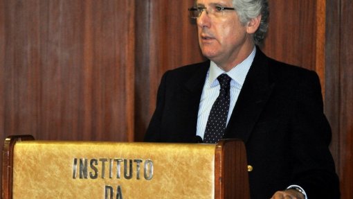 Covid-19: Embaixador em Espanha pede à comunidade portuguesa para seguir recomendações