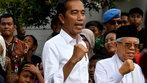 Covid-19: OMS pede à Indonésia que declare estado de emergência – imprensa