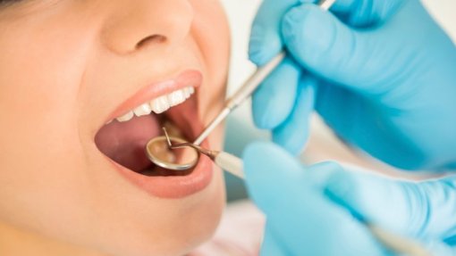 Covid-19: Açores suspendem atividades de medicina dentária na região