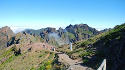 Covid-19: Encerrados percursos pedestres recomendados na Madeira
