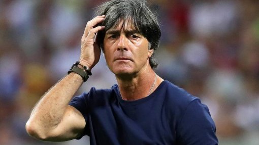 Covid-19: Joachim Löw elogia &quot;respeito mútuo&quot; que ditou adiamento do Euro2020