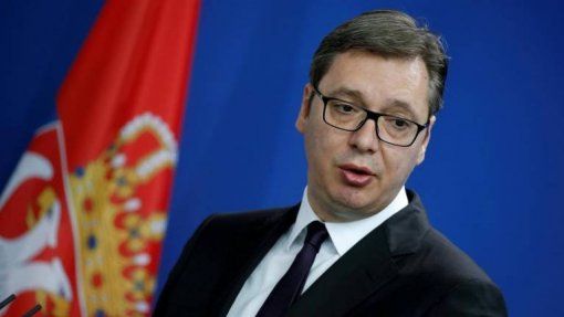 Covid-19: Sérvia agradece ajuda à China e acusa UE de falta de solidariedade