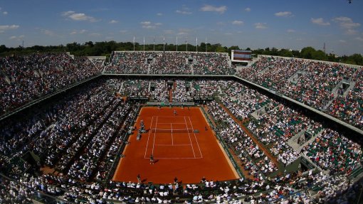 Covid-19: Torneio de Roland Garros adiado para setembro