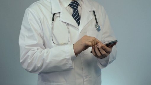 Covid-19: Montemor-o-Velho cede telemóveis aos médicos para agilizar contacto com utentes