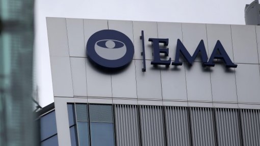 Covid- 19: Doentes crónicos a tomar ibuprofeno não devem deixar de o fazer