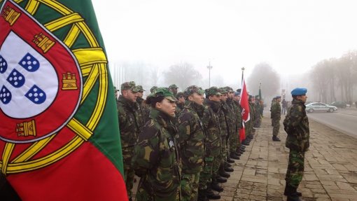 Covid-19: Forças Armadas reforçam SNS com 2.300 camas no continente e regiões