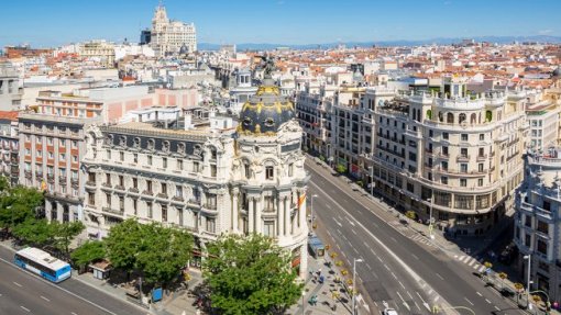 Covid-19: Hotéis de Madrid recebem 9.000 infetados para aliviar hospitais