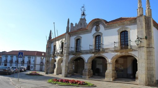 Covid-19: Caminha antecipa salários aos 350 trabalhadores do município