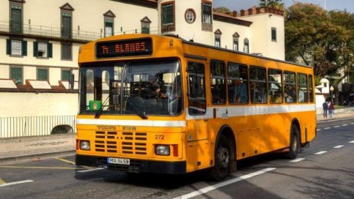 Covid-19: Madeira apela a jovens e idosos para não utilizarem transportes públicos