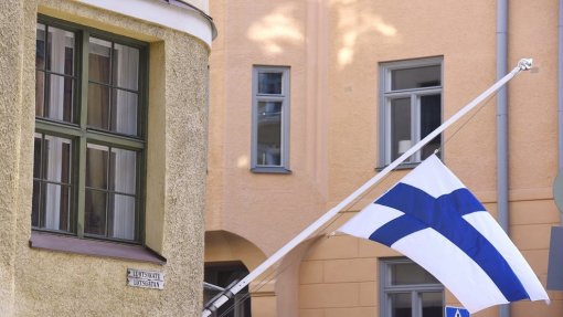 Covid-19: Finlândia regista primeira morte
