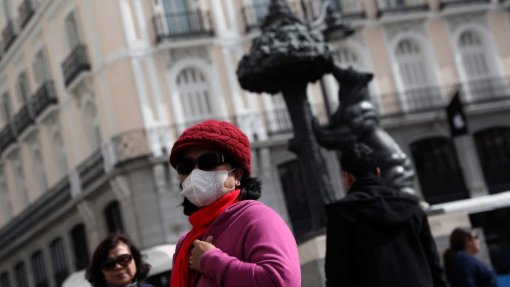 Covid-19: Mais de 460 mortos e 4.500 infetados em Espanha nas últimas 24 horas