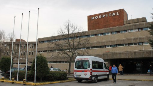 Covid-19: Tenda de campanha no Hospital de Chaves pronta no final da semana