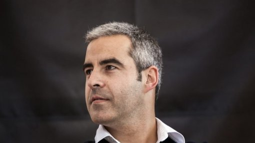 Covid-19: Apoio da China pode ajudar a preencher vazio geopolítico - analista