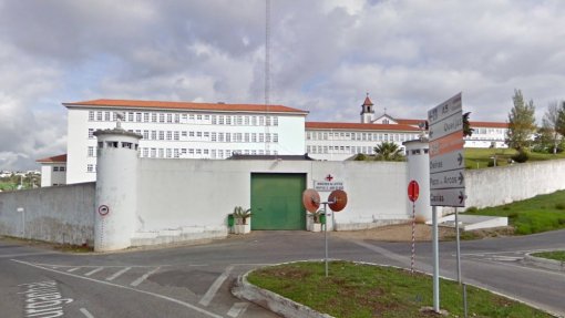 Covid-19: Duas enfermarias e dois pavilhões de segurança podem receber presos