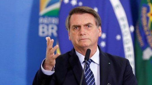 Covid-19: Bolsonaro pede reabertura de escolas, comércio e fim do isolamento