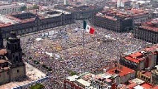 Covid-19: Polícia mexicana investiga assaltos a estabelecimentos comerciais