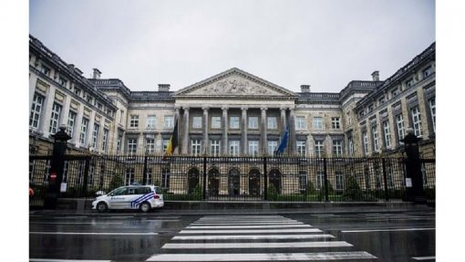 Governo belga com “poderes especiais” para responder à pandemia
