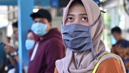 Médicos indonésios alertam que número real de vítimas é muito superior