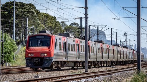 CP ajustou turnos para ter menos trabalhadores em simultâneo