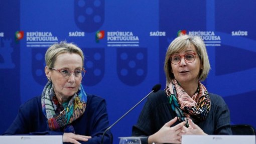 Covid-19: Ministra diz que vão ser precisos voluntários para cuidar de idosos